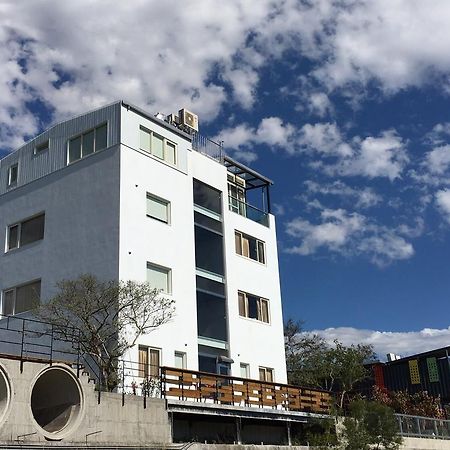 Sunlife X Sunshine Inn Каотун Екстериор снимка